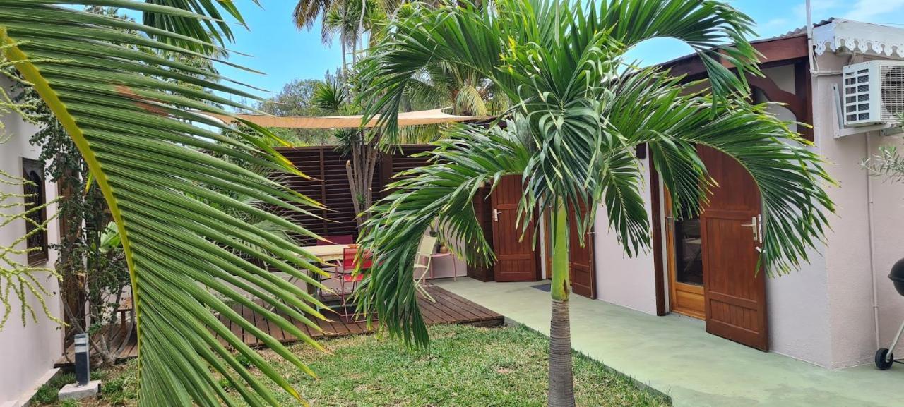 Bungalow De Charme Villa La Saline Les Bains Exterior foto